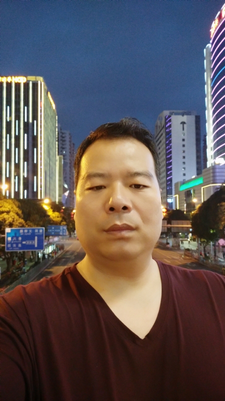 相爱一辈子的第一张照片--广东蓝颜知己交友网