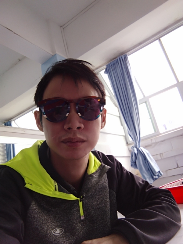 五华移民男的第一张照片--广东蓝颜知己交友网