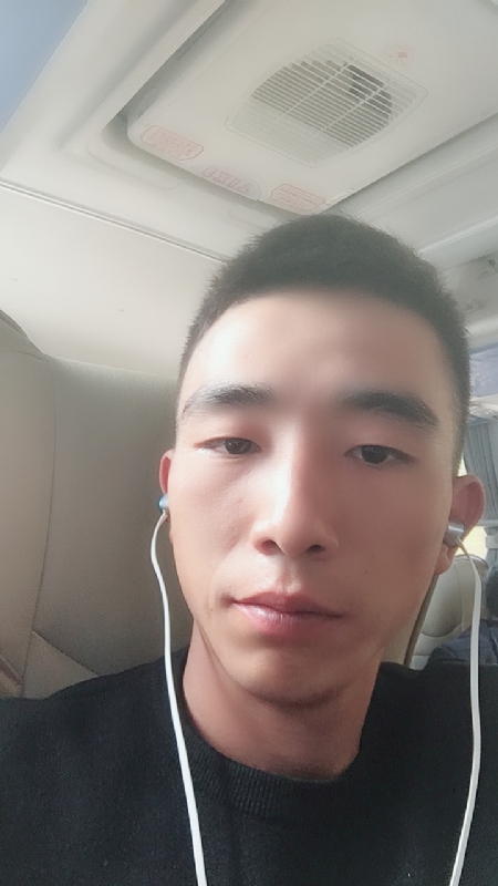 九二年的猴子的第一张照片--广东蓝颜知己交友网