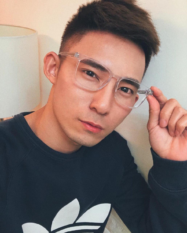 小伟的第一张照片--广东蓝颜知己交友网