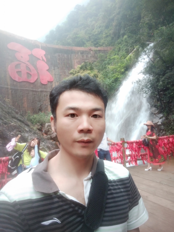 珊珊您是珊无无无妻的第一张照片--广东蓝颜知己交友网