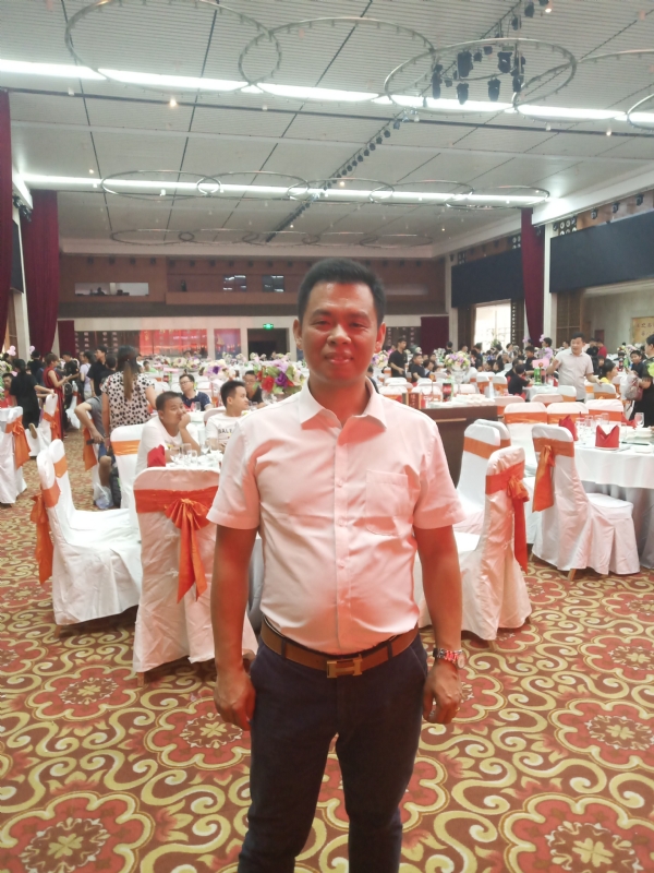 五月酷猪的第一张照片--广东蓝颜知己交友网