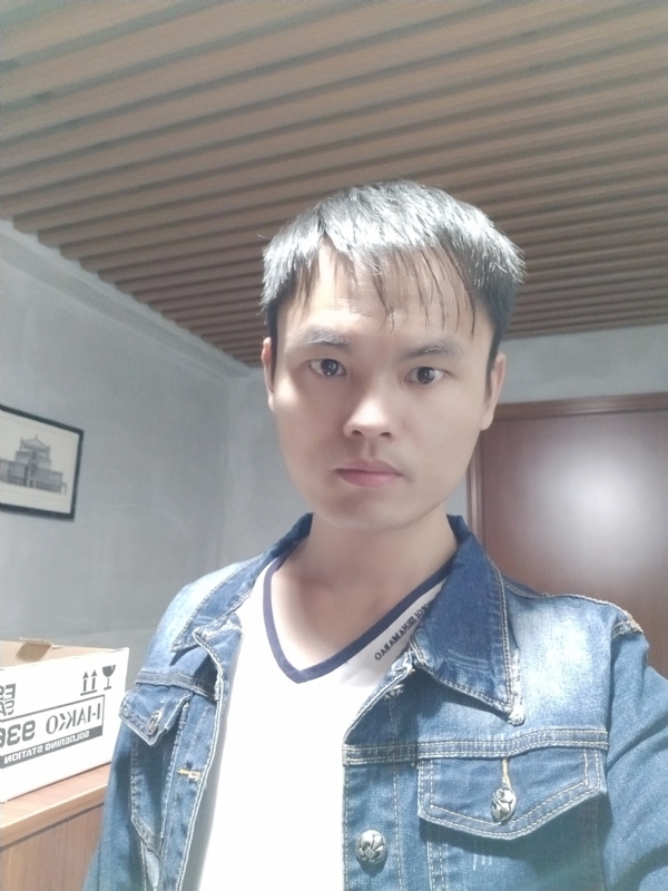 阿信的第一张照片--广东蓝颜知己交友网