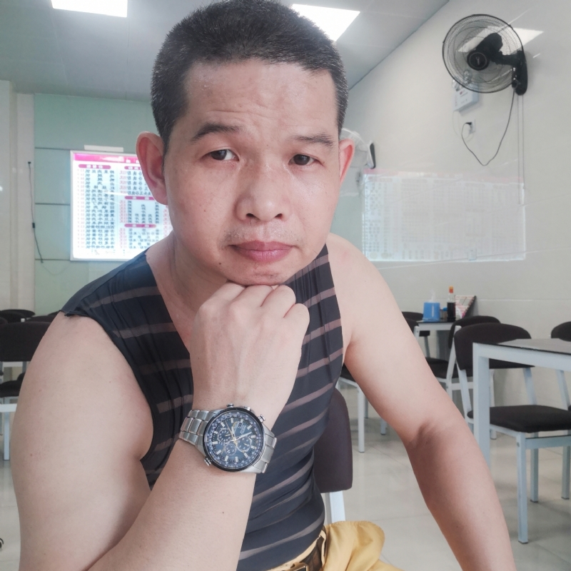 曾生的第二张照片--广东蓝颜知己交友网