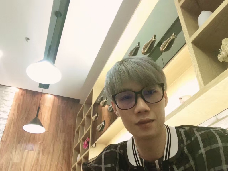 黄峰的第一张照片--广东蓝颜知己交友网