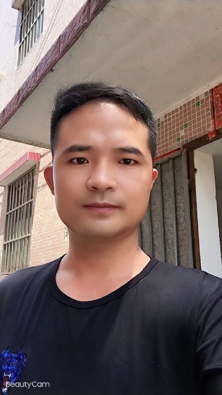 言飞的第二张照片--广东蓝颜知己交友网