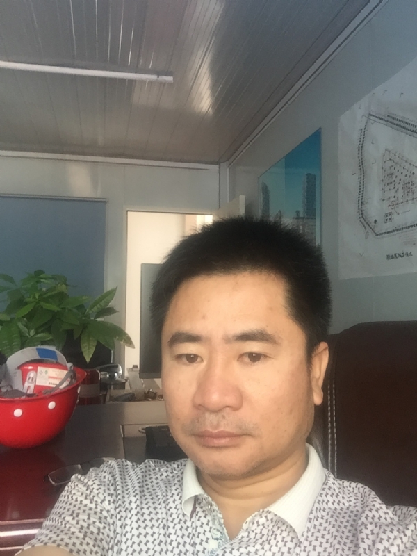 一步之遥的第一张照片--广东蓝颜知己交友网