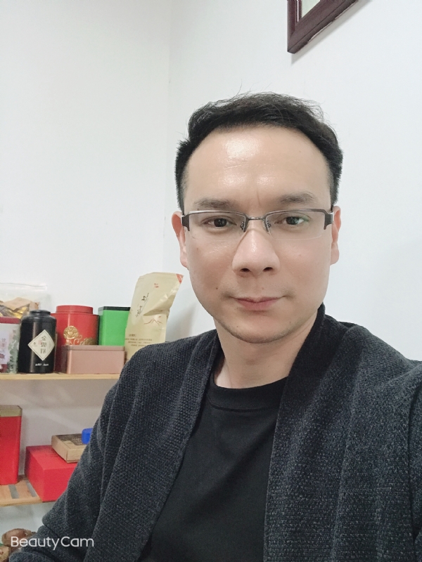 韦的第一张照片--广东蓝颜知己交友网