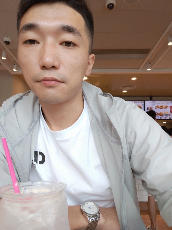 须臾数年的第四张照片--广东蓝颜知己交友网