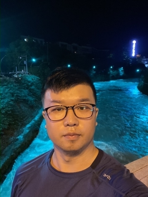 你在哪里的第一张照片--广东蓝颜知己交友网