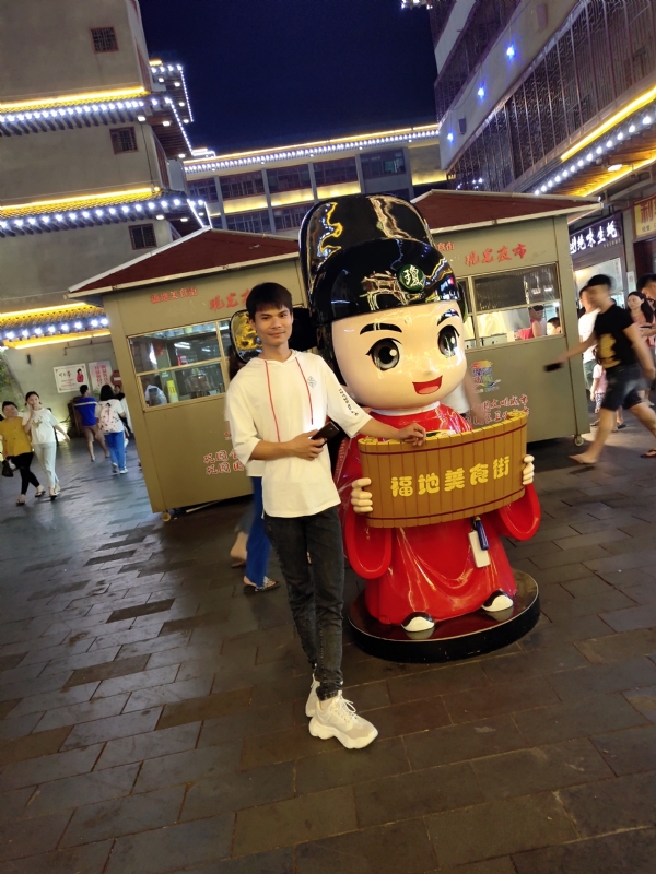 圆嘟嘟的瘦子的第一张照片--广东蓝颜知己交友网