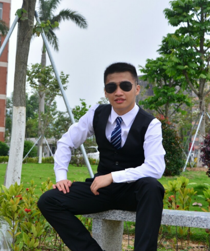 胡伊旗的第一张照片--广东蓝颜知己交友网