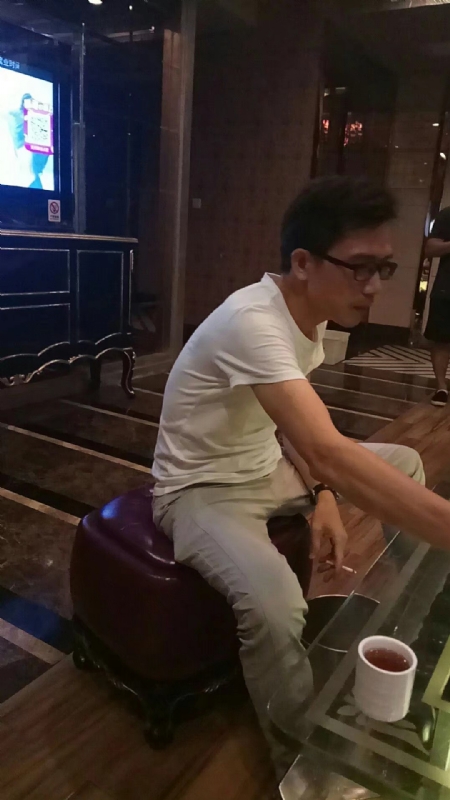 期待缘分的第一张照片--广东蓝颜知己交友网