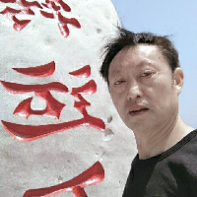 我想有个她的第一张照片--广东蓝颜知己交友网