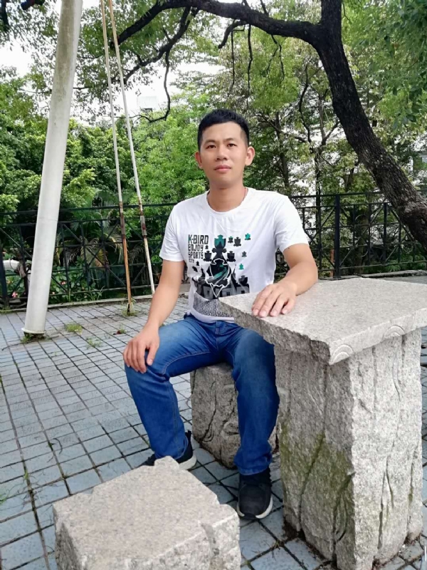 冷夜的第一张照片--广东蓝颜知己交友网