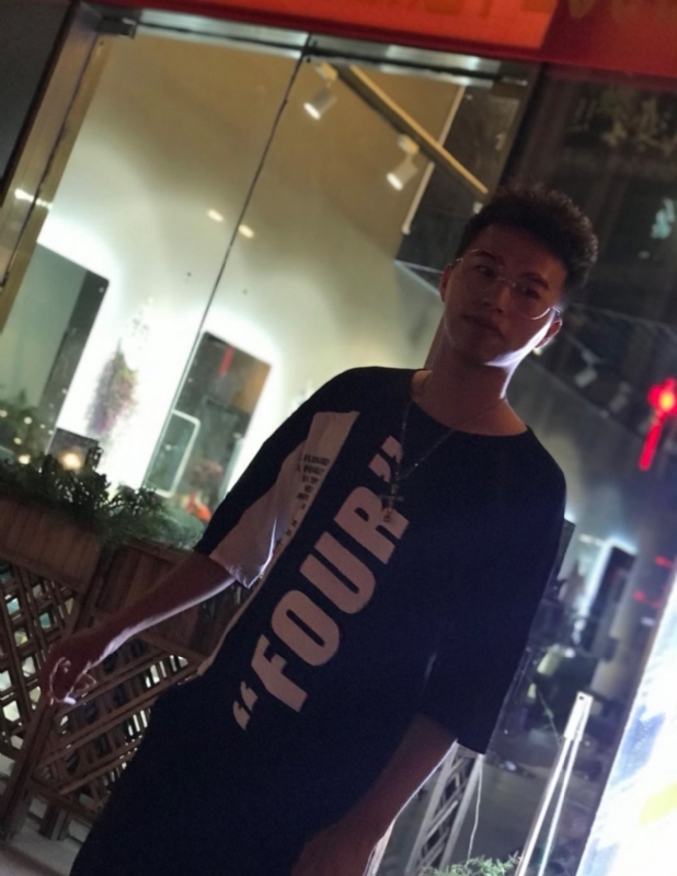 寻找的第一张照片--广东蓝颜知己交友网