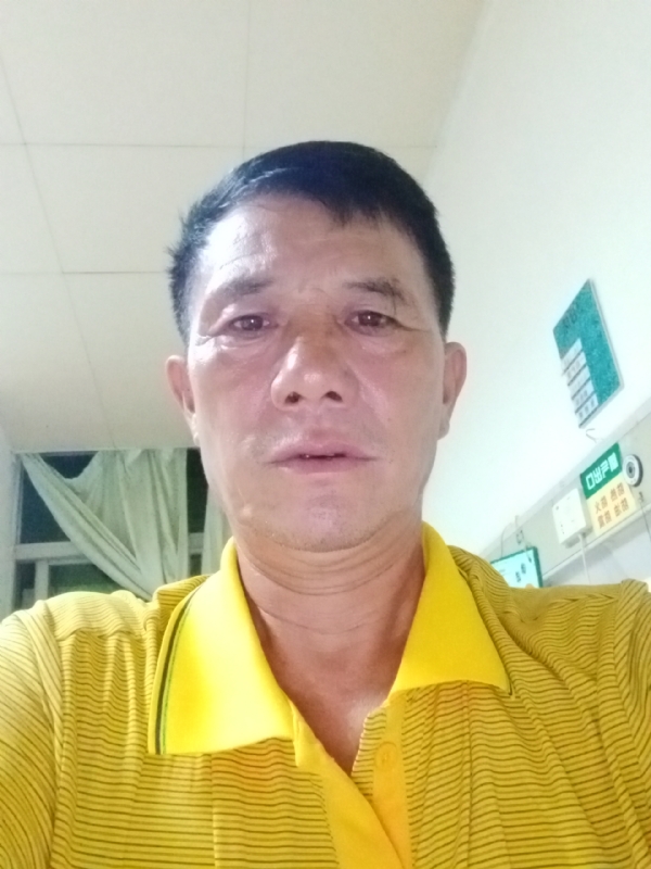 打工人的第一张照片--广东蓝颜知己交友网