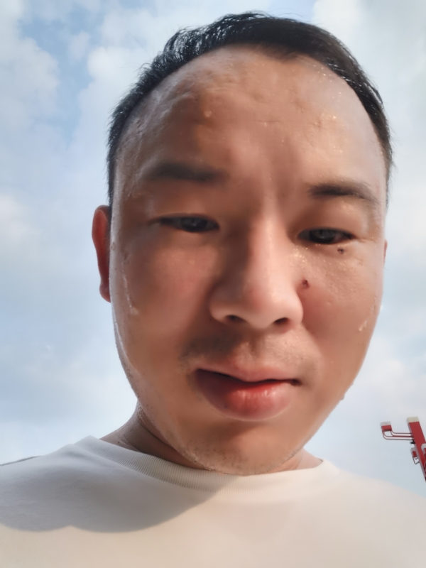 唐老鸭的第一张照片--广东蓝颜知己交友网