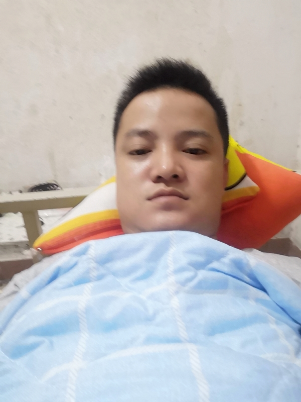 离骚的第一张照片--广东蓝颜知己交友网