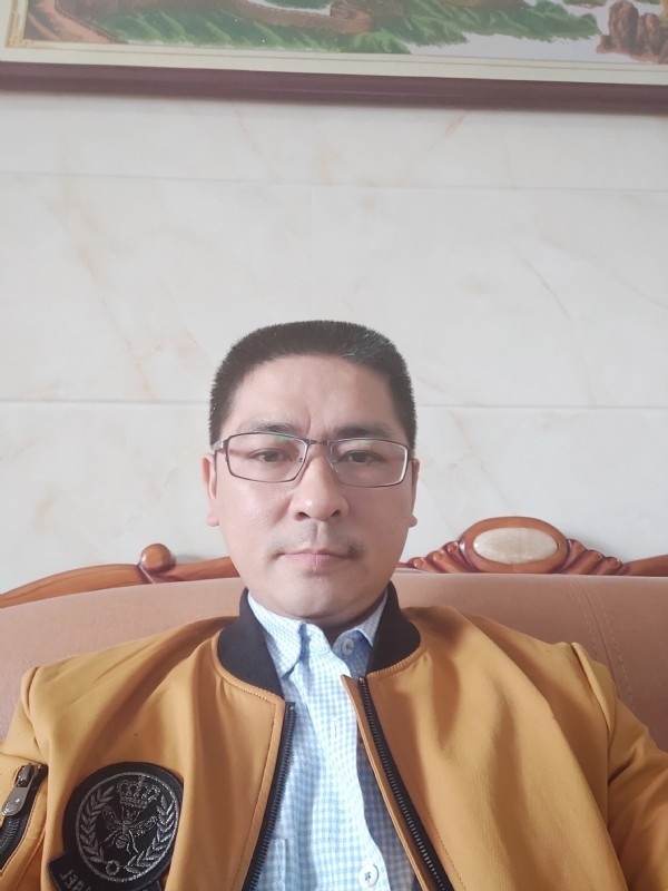 龙行天下的第一张照片--广东蓝颜知己交友网