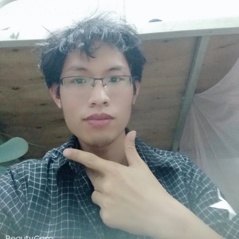 右边的第一张照片--广东蓝颜知己交友网