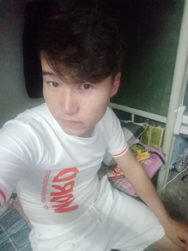 再回首的第一张照片--广东蓝颜知己交友网