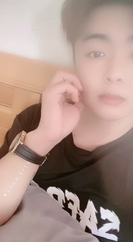 90后的第二张照片--广东蓝颜知己交友网