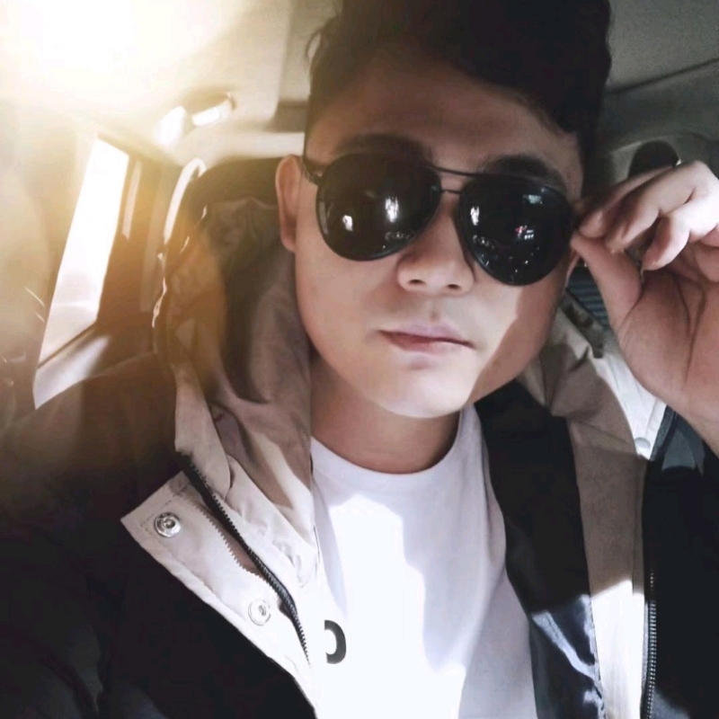 高大威武的第二张照片--广东蓝颜知己交友网