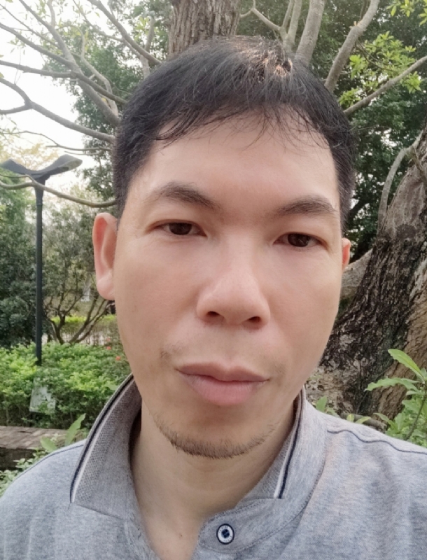 漂浮的云的第一张照片--广东蓝颜知己交友网