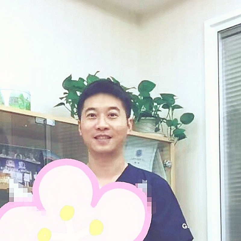 大手牵小手的第二张照片--广东蓝颜知己交友网