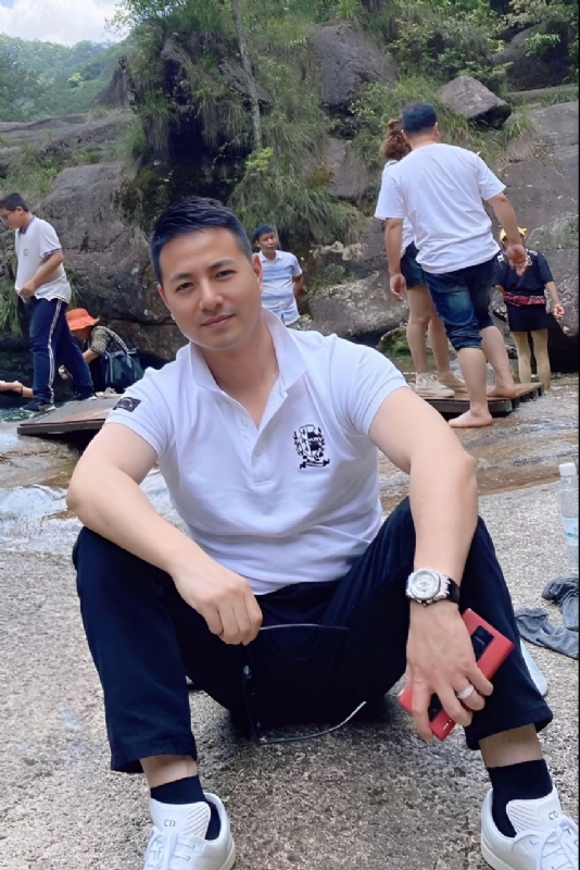 勿忘初心的第三张照片--广东蓝颜知己交友网