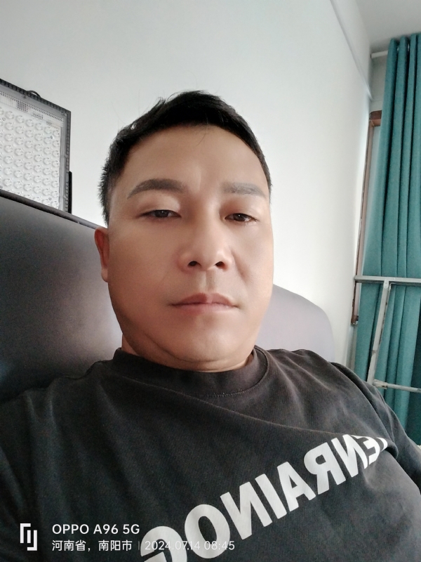 楚辞的第一张照片--广东蓝颜知己交友网