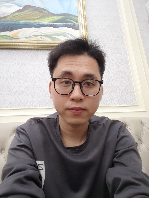 共享夕阳的第一张照片--广东蓝颜知己交友网