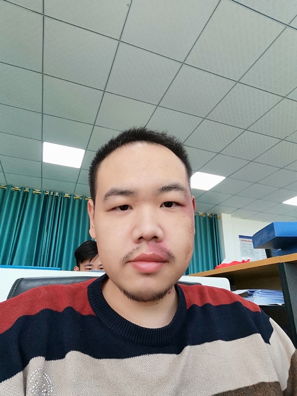 陨石天降的第一张照片--广东蓝颜知己交友网