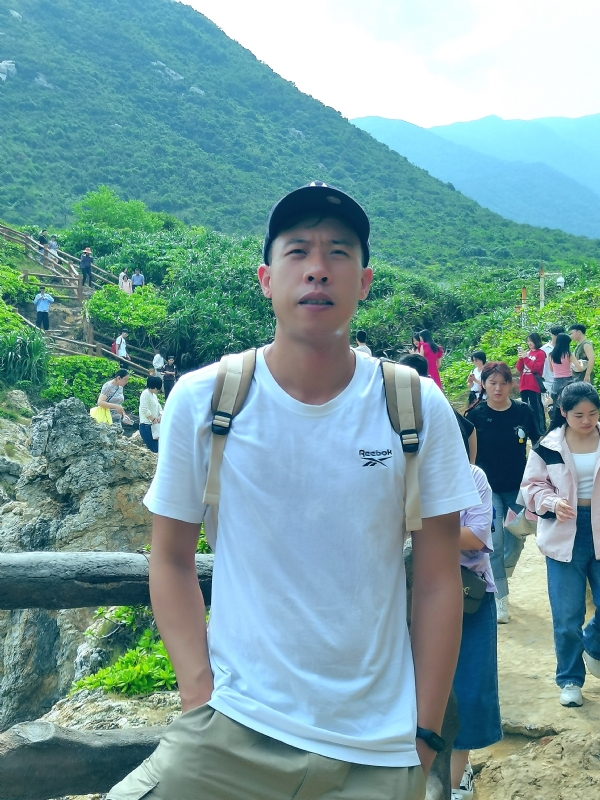 吴生的第二张照片--广东蓝颜知己交友网