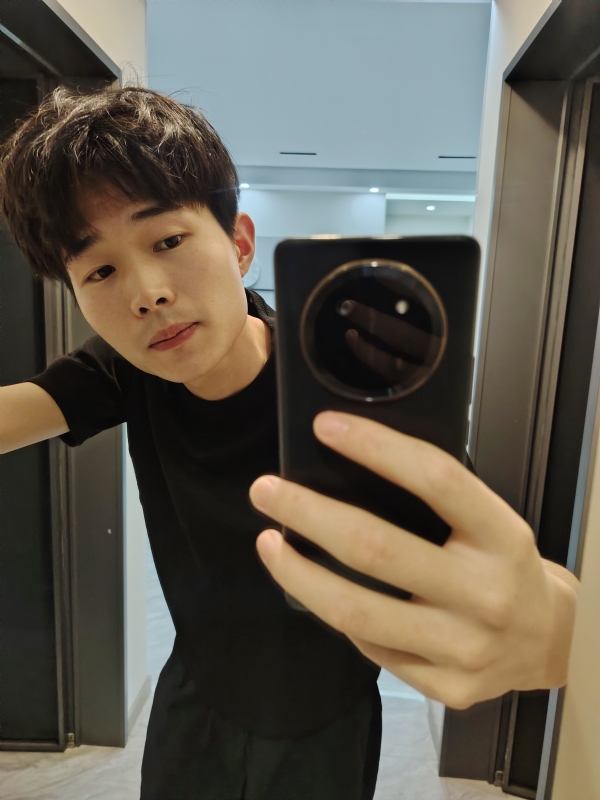 杨苏帝的第一张照片--广东蓝颜知己交友网