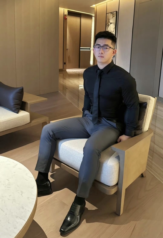 李寒外改英文可家的第一张照片--广东蓝颜知己交友网