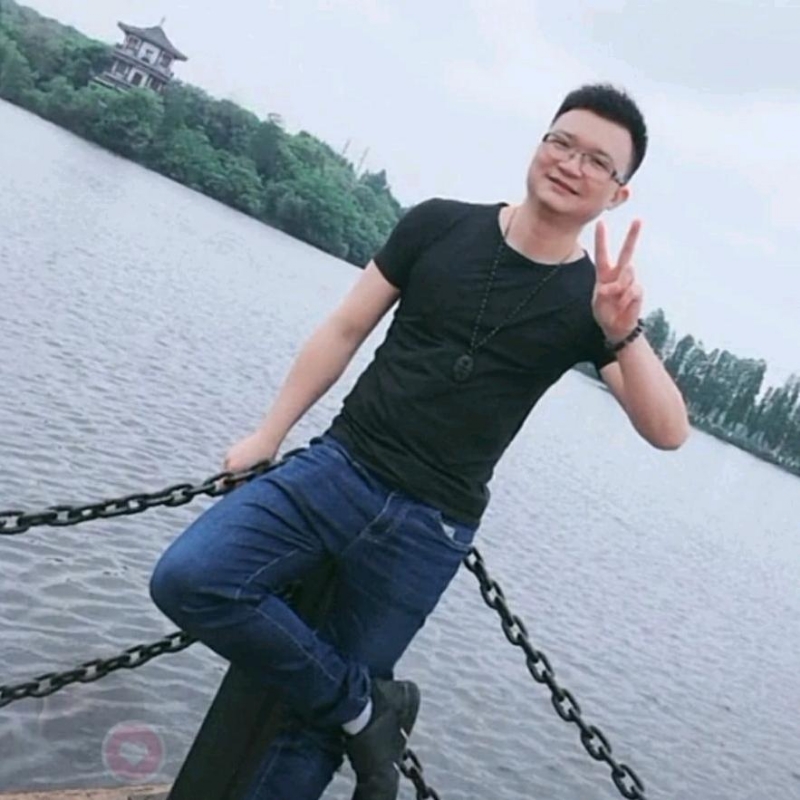 lg营的第一张照片--广东蓝颜知己交友网